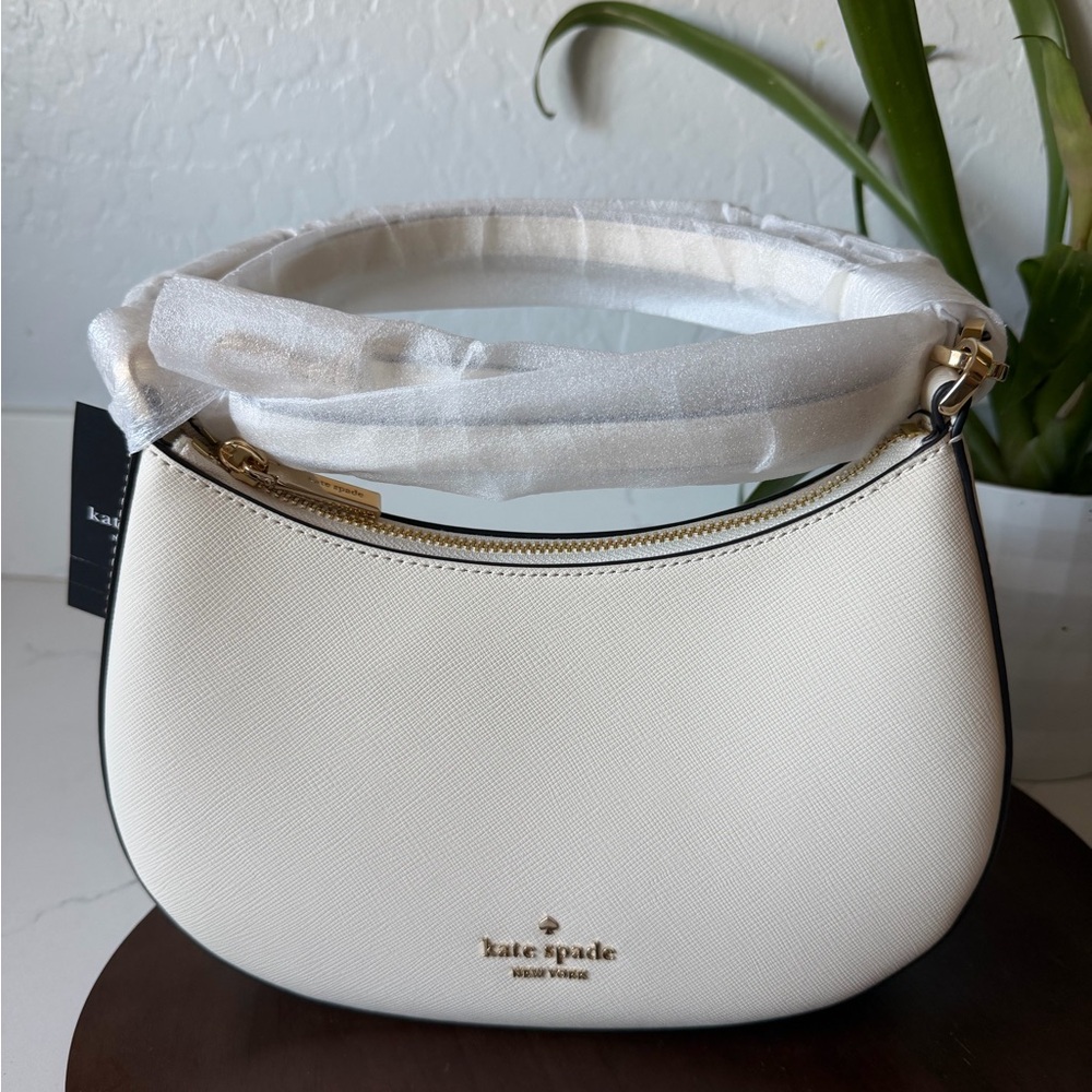 Kate Spade Madison saffiano leather shoulder/crossbody bag with gold hardware - Picture 3 of 3